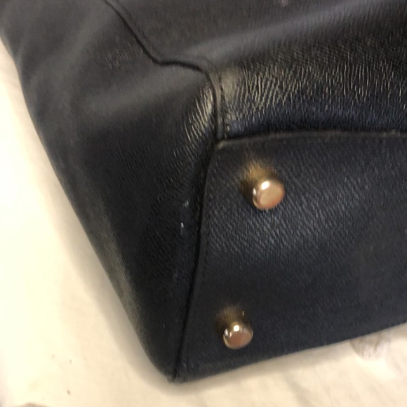 COACH Addison black shoulder tote # 91150. Cross grain leather. 3 compartments. - Picture 12 of 16